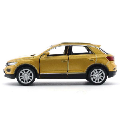 AUDI  Q3