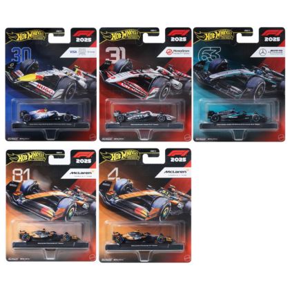 5 Formula 1 race cars