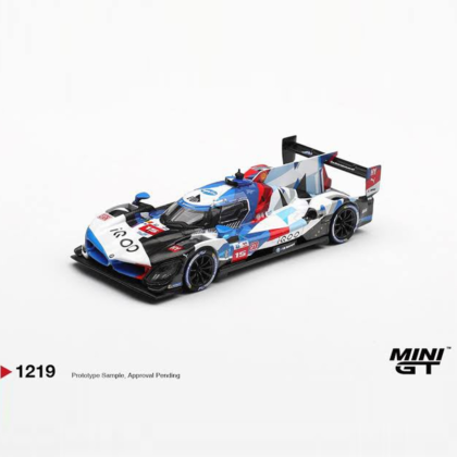 BMW M HYBRID V8